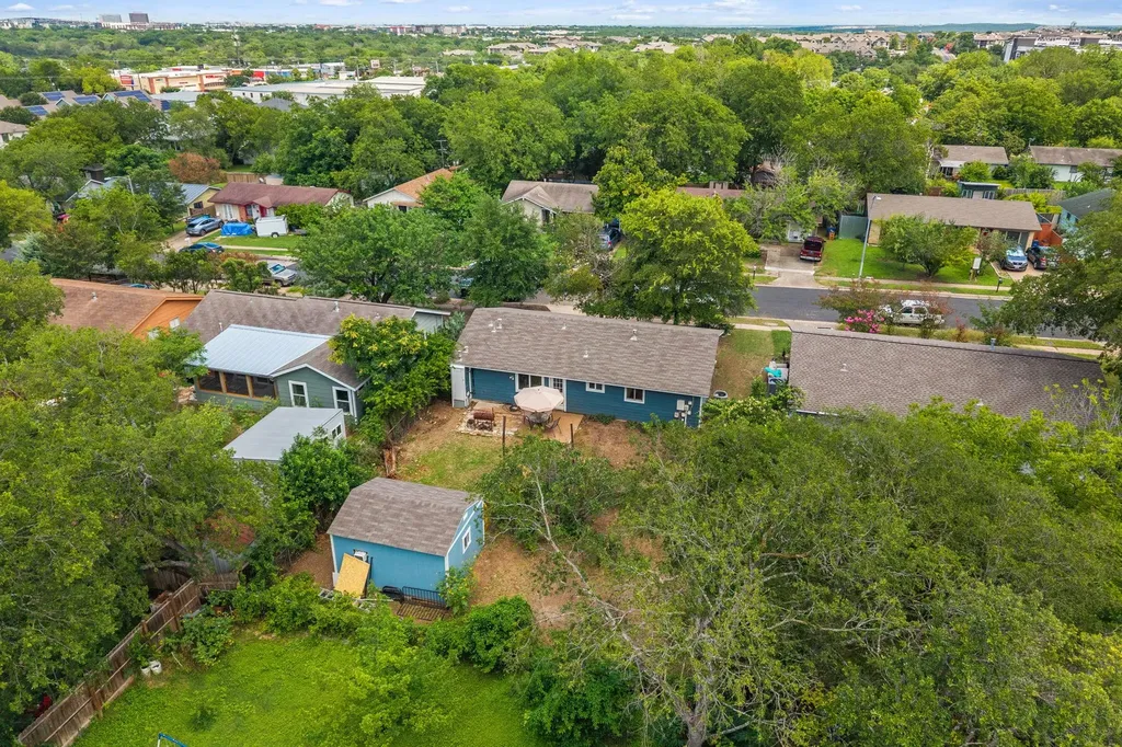 5800 Breezewood Drive Austin TX 78745