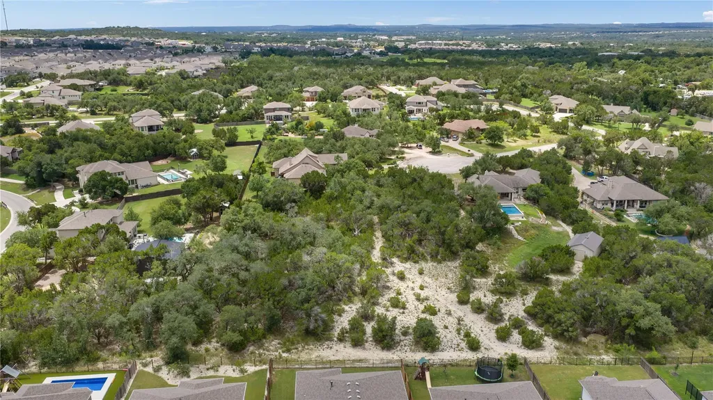 179 Shawnee Trail Dripping Springs TX 78620