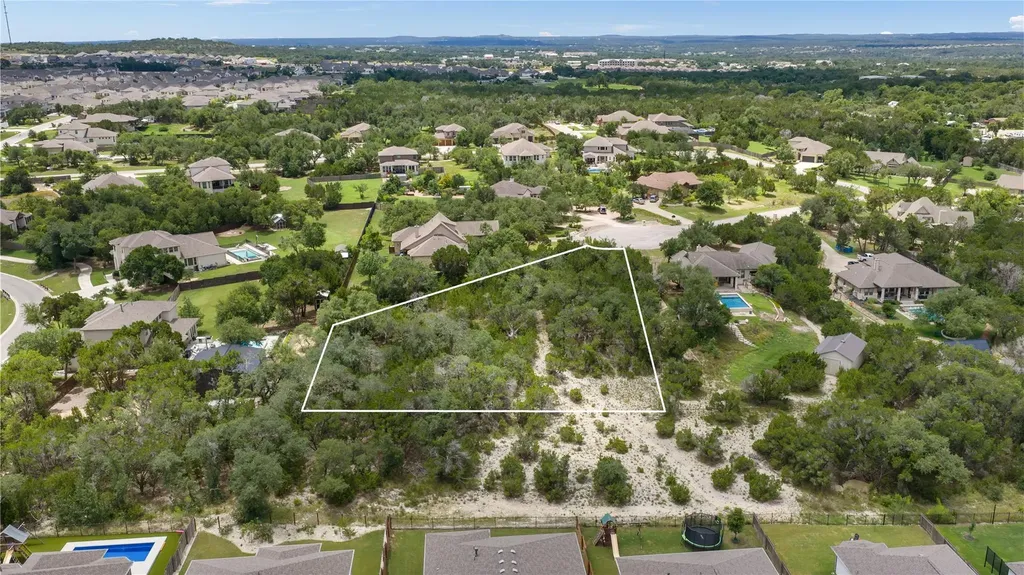 179 Shawnee Trail Dripping Springs TX 78620