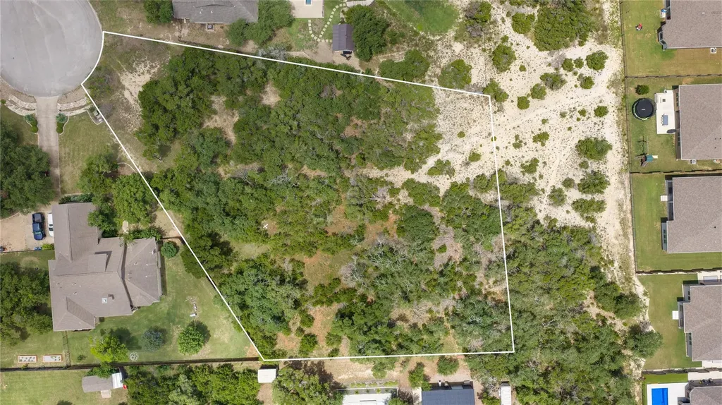 179 Shawnee Trail Dripping Springs TX 78620
