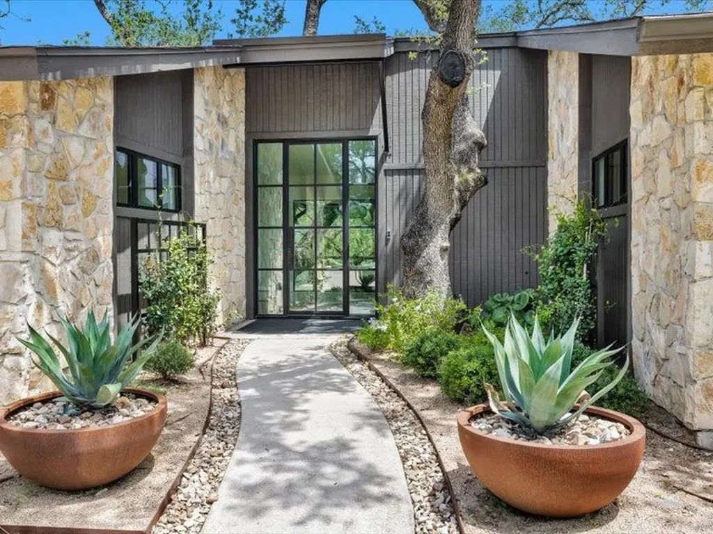 3004 Patio Circle Austin TX 78730