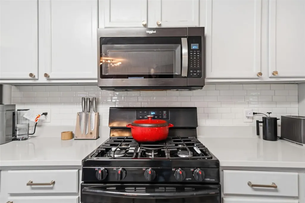 119 Salado Drive Kyle TX 78640
