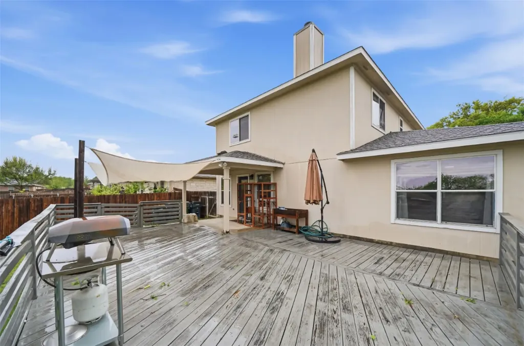 119 Salado Drive Kyle TX 78640