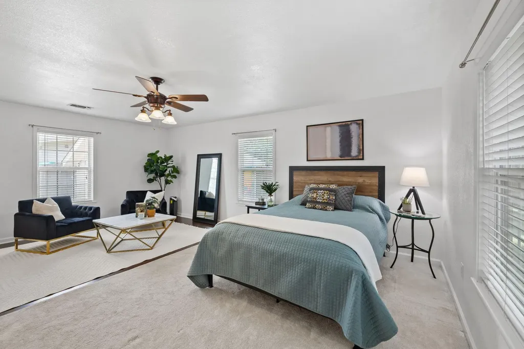 902 Mansell Avenue Austin TX 78702