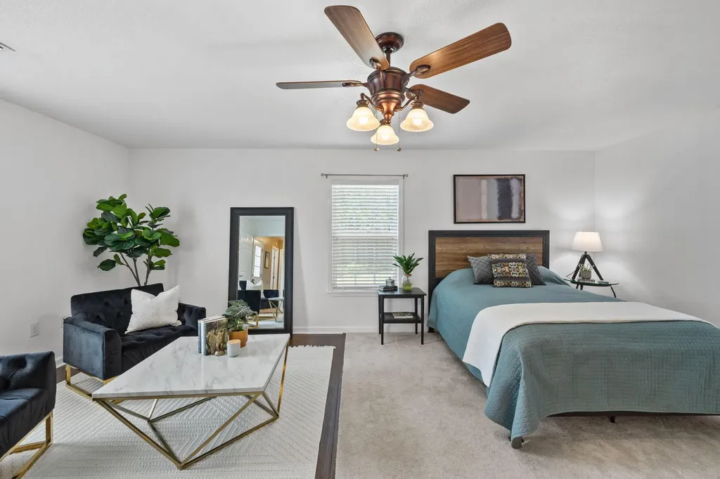 902 Mansell Avenue Austin TX 78702