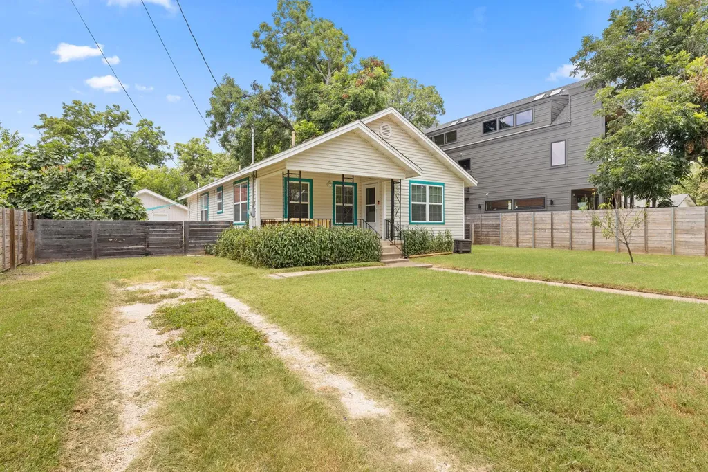 902 Mansell Avenue Austin TX 78702
