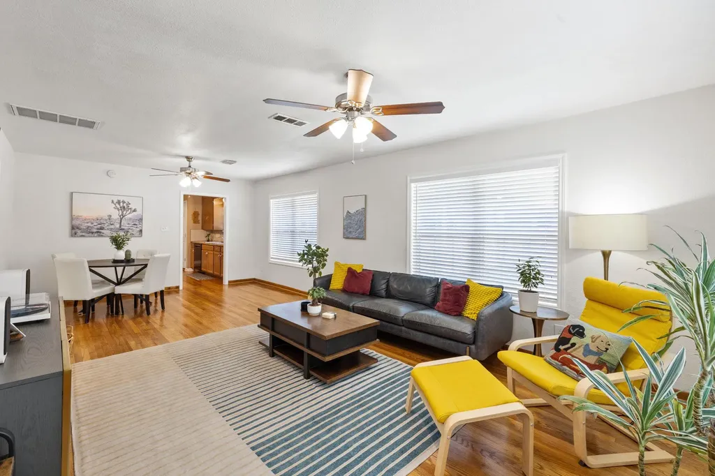 902 Mansell Avenue Austin TX 78702