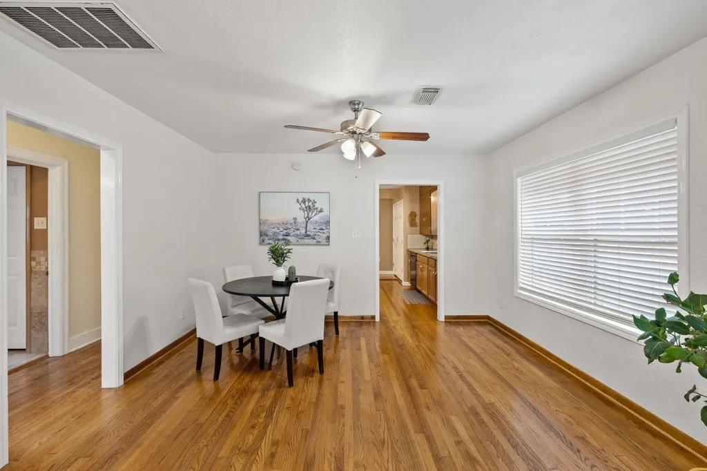 902 Mansell Avenue Austin TX 78702