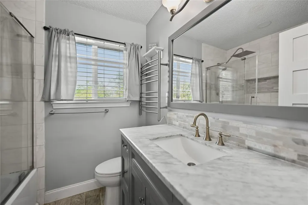 8710 Clearbrook Trail Austin TX 78729