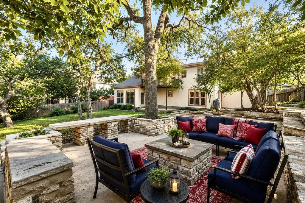 10511 Tweedsmuir Drive Austin TX 78750