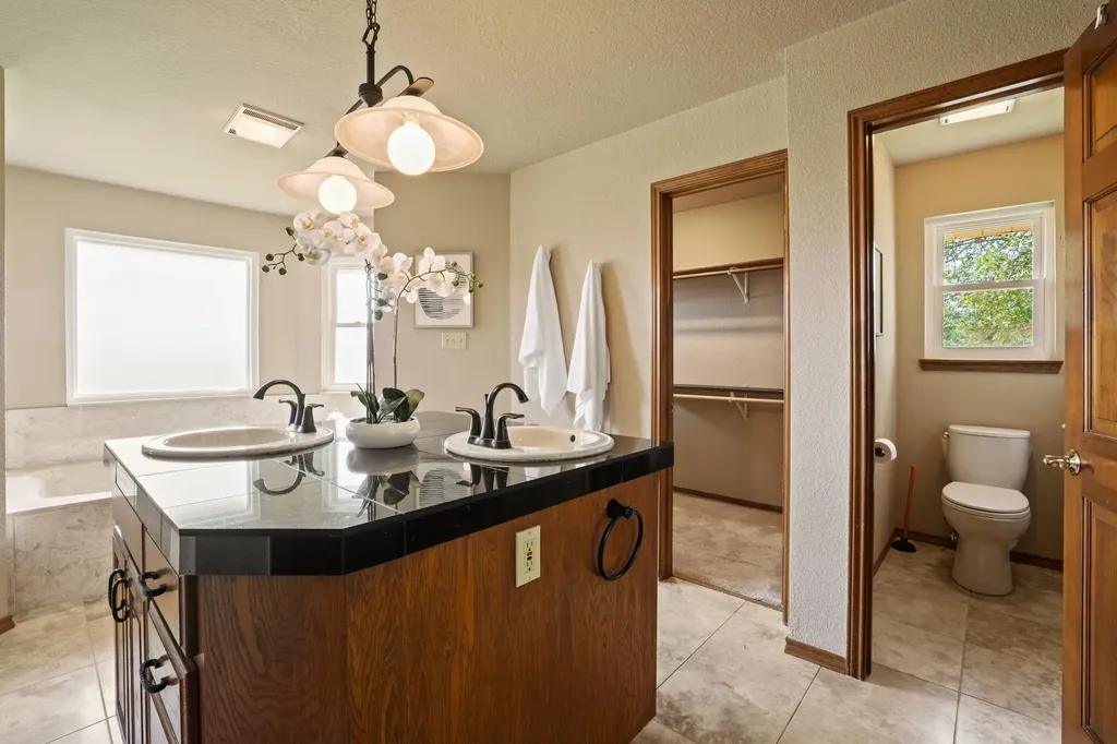 176 Logan Ranch Road Georgetown TX 78628