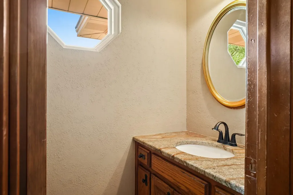 176 Logan Ranch Road Georgetown TX 78628