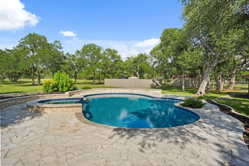 176 Logan Ranch Road Georgetown TX 78628