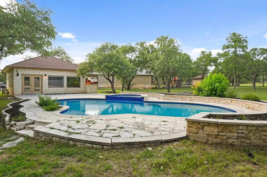 176 Logan Ranch Road Georgetown TX 78628