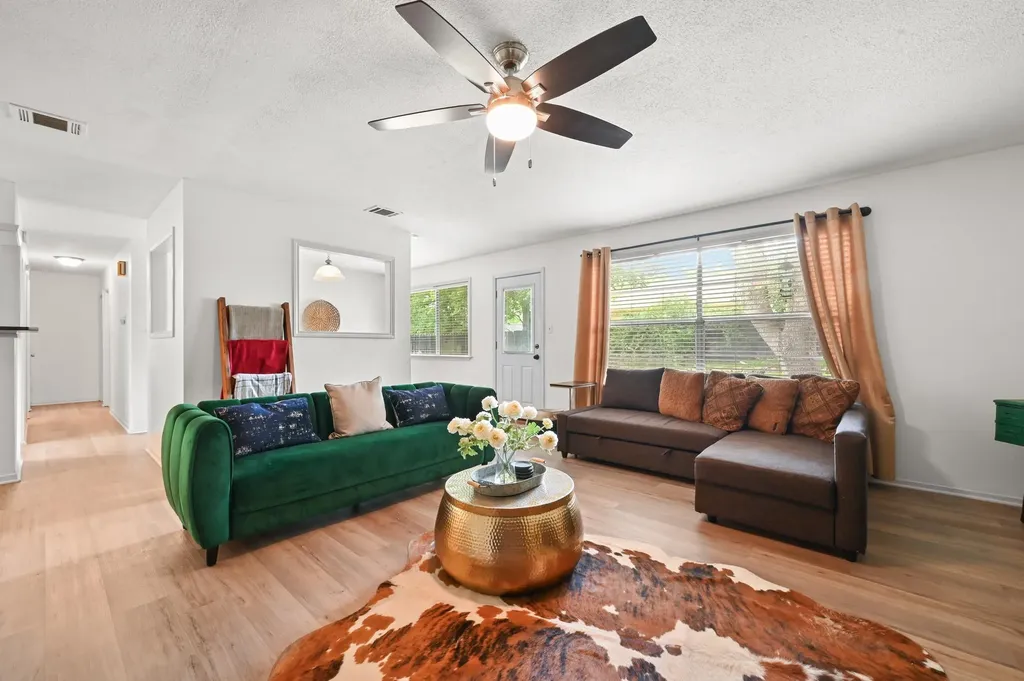 6805 Rearden Road Austin TX 78745