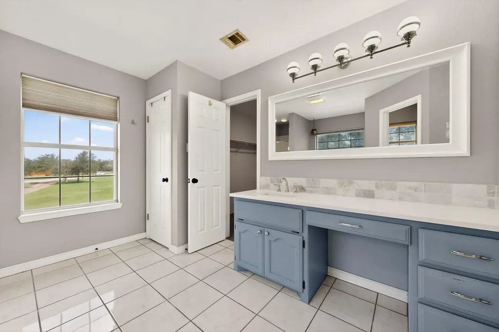 311 Oak Forest Cove Buda TX 78610