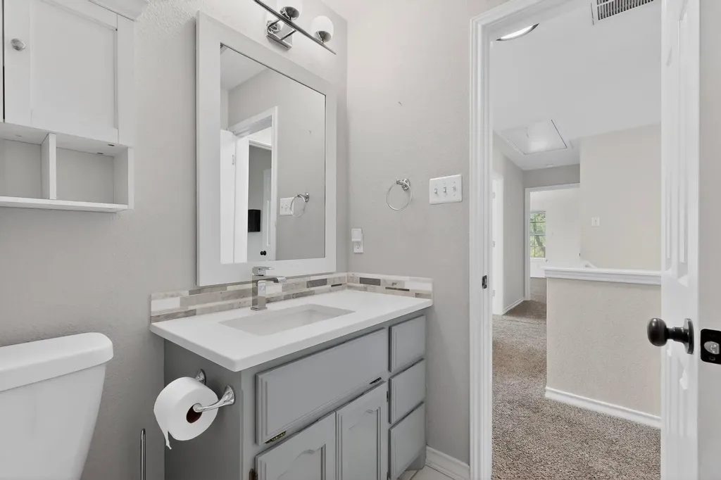 311 Oak Forest Cove Buda TX 78610