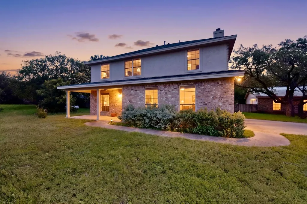 311 Oak Forest Cove Buda TX 78610