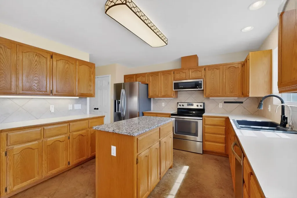 311 Oak Forest Cove Buda TX 78610