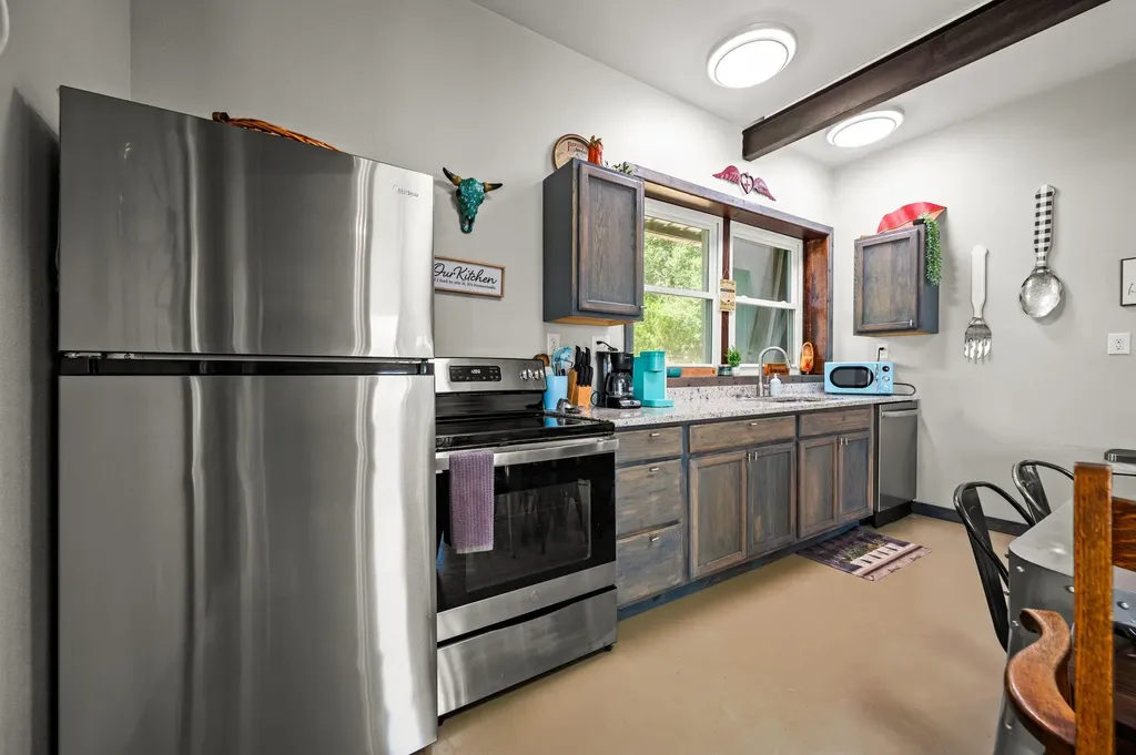 28531 Paradise Manor Drive Marble Falls TX 78654