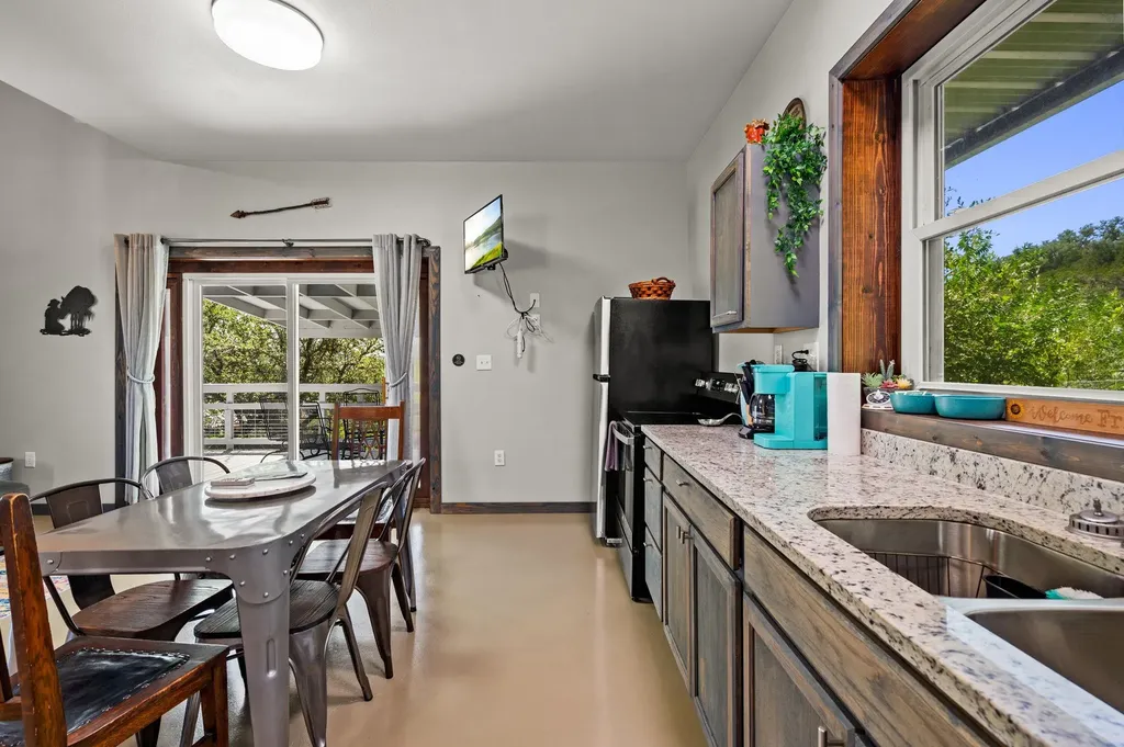 28531 Paradise Manor Drive Marble Falls TX 78654