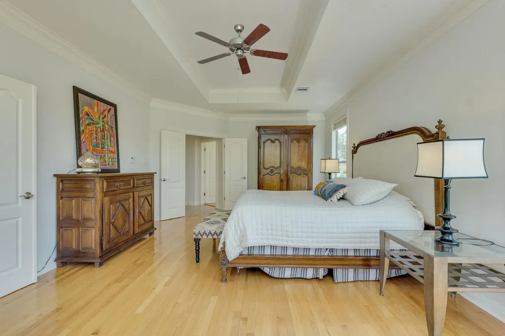 4424 Lago Viento Austin TX 78734