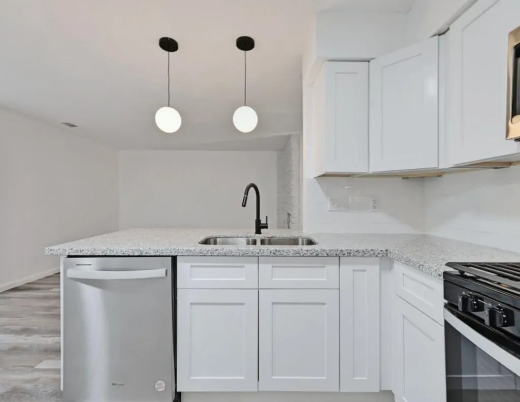 2303 Cedrick Cove Austin TX 78748