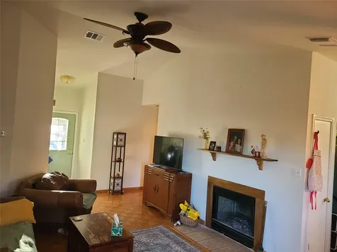 806 Black Locust Drive Pflugerville TX 78660