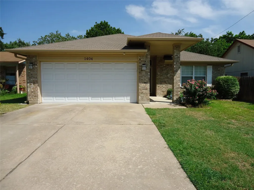 1404 Peachtree Valley Drive Round Rock TX 78681