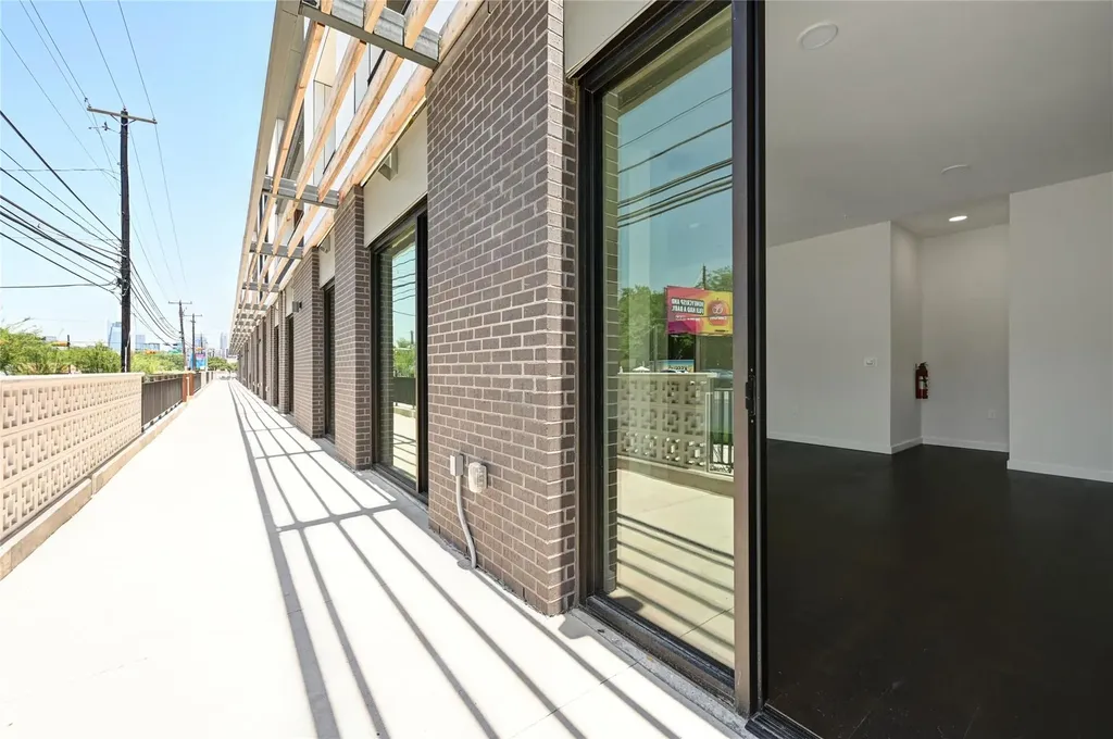 2209 S 1st Street Austin TX 78704