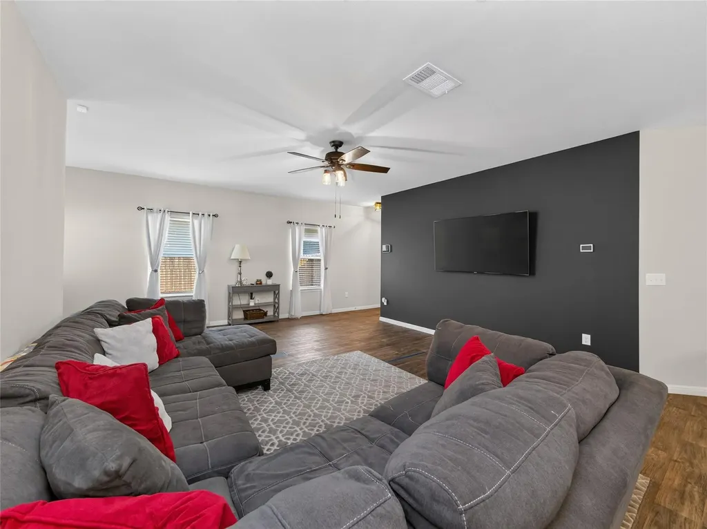 624 Independence Avenue Liberty Hill TX 78642