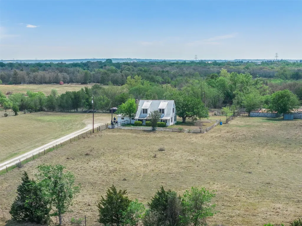 763 Upper Elgin River Road Elgin TX 78621