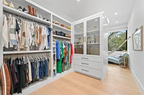 308 Briarwood Trail Austin TX 78746
