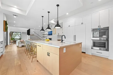 308 Briarwood Trail Austin TX 78746