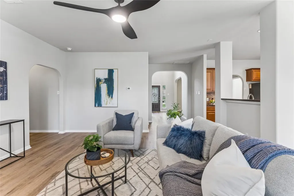 391 Middle Creek Buda TX 78610