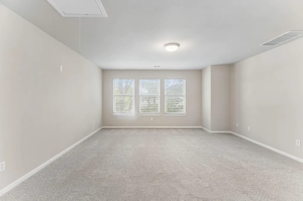 391 Middle Creek Buda TX 78610