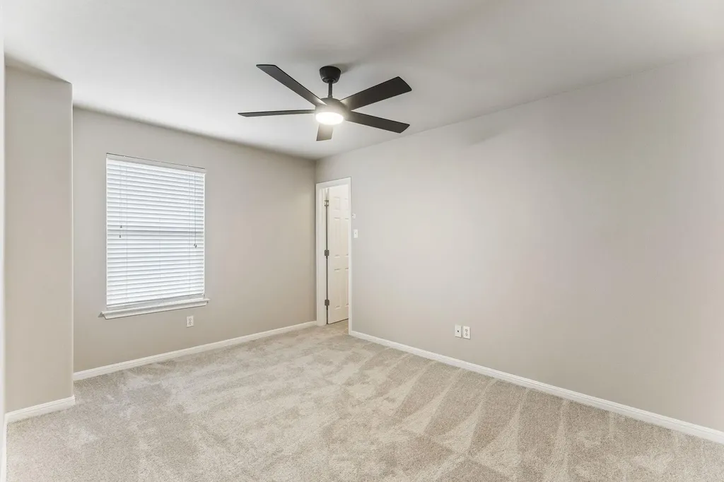 391 Middle Creek Buda TX 78610