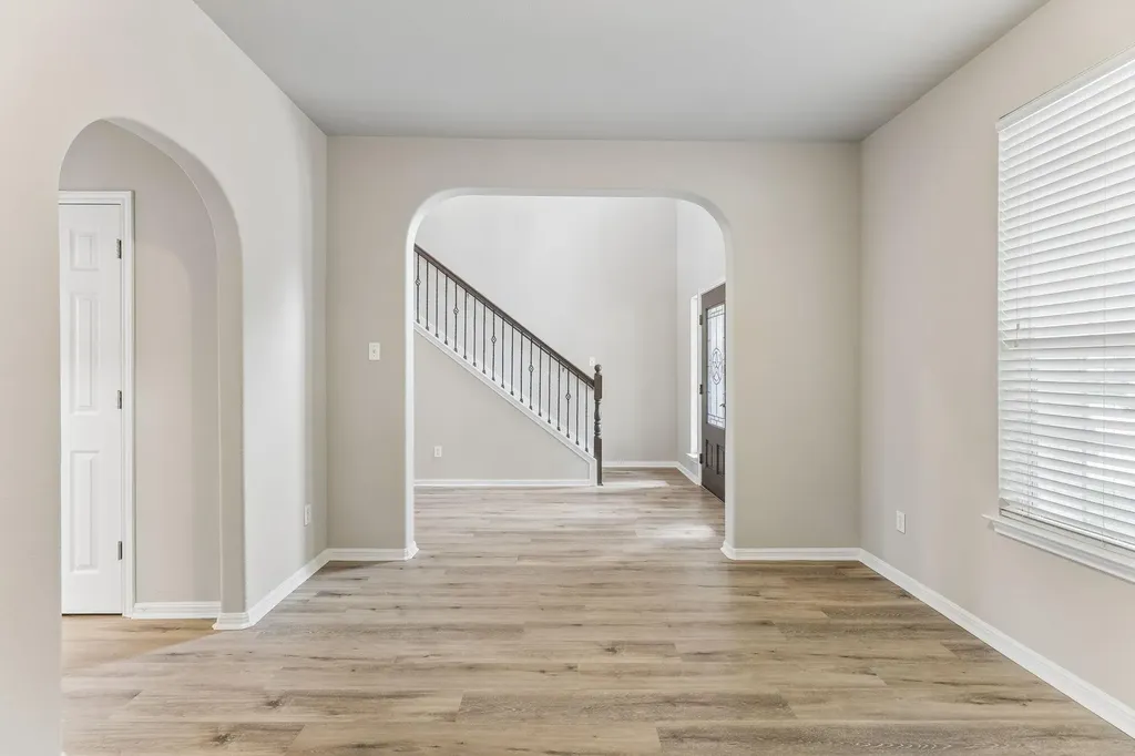 391 Middle Creek Buda TX 78610