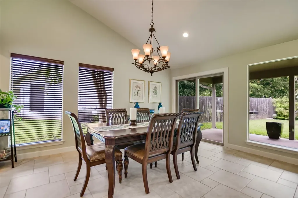 4806 Canyonbend Circle Austin TX 78735