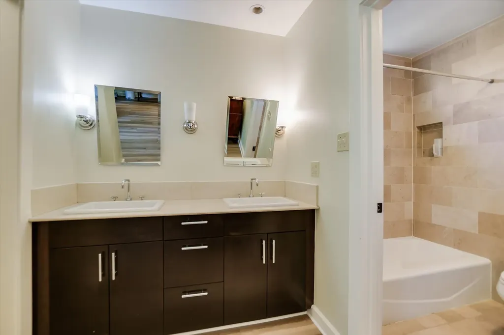 4806 Canyonbend Circle Austin TX 78735