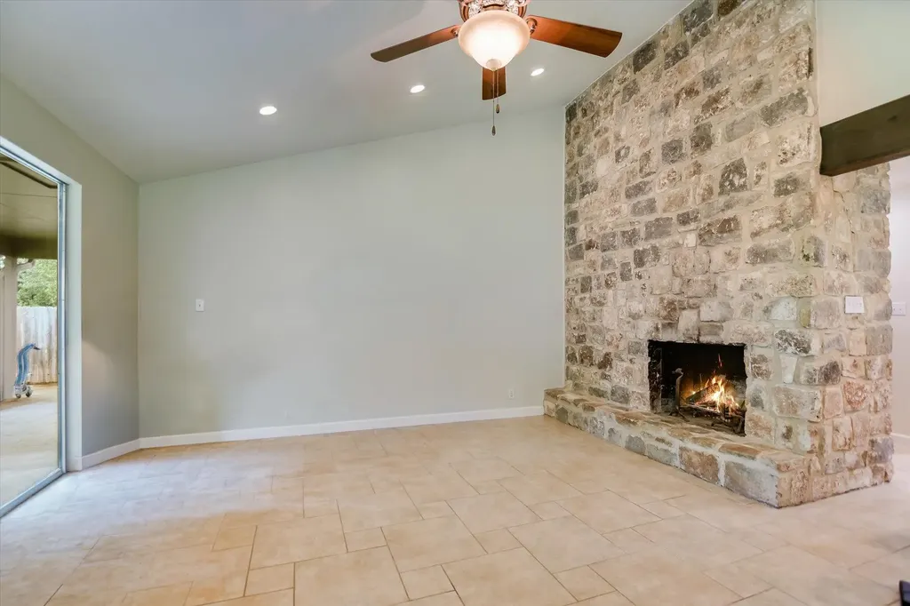 4806 Canyonbend Circle Austin TX 78735