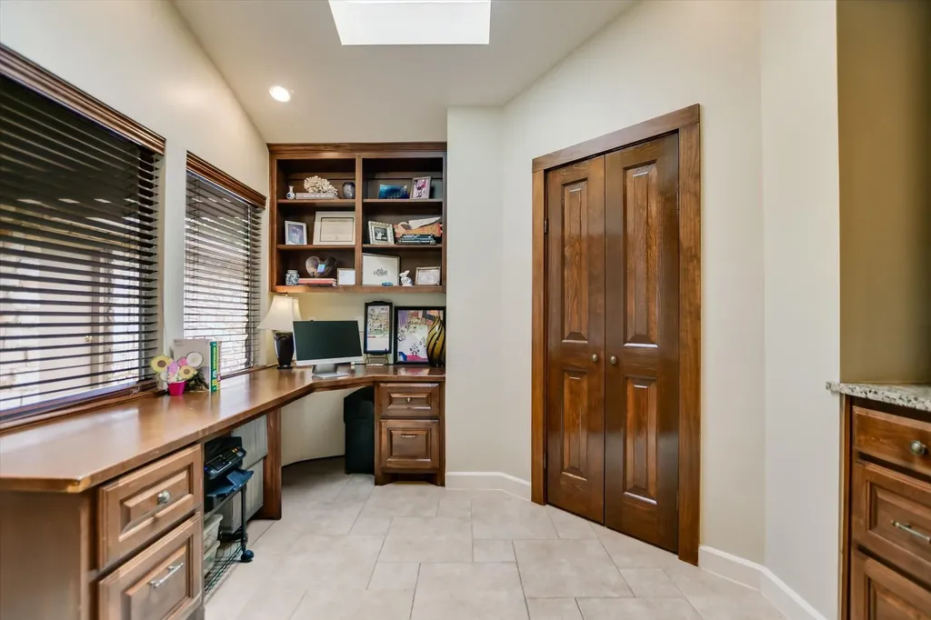 4806 Canyonbend Circle Austin TX 78735