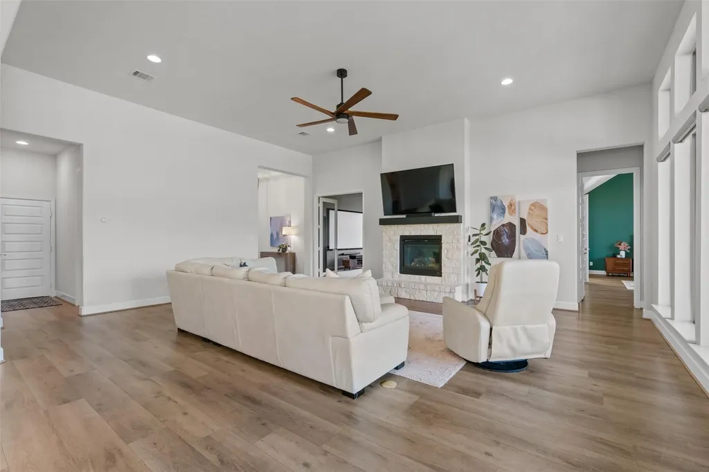 101 Pienza Drive Georgetown TX 78628