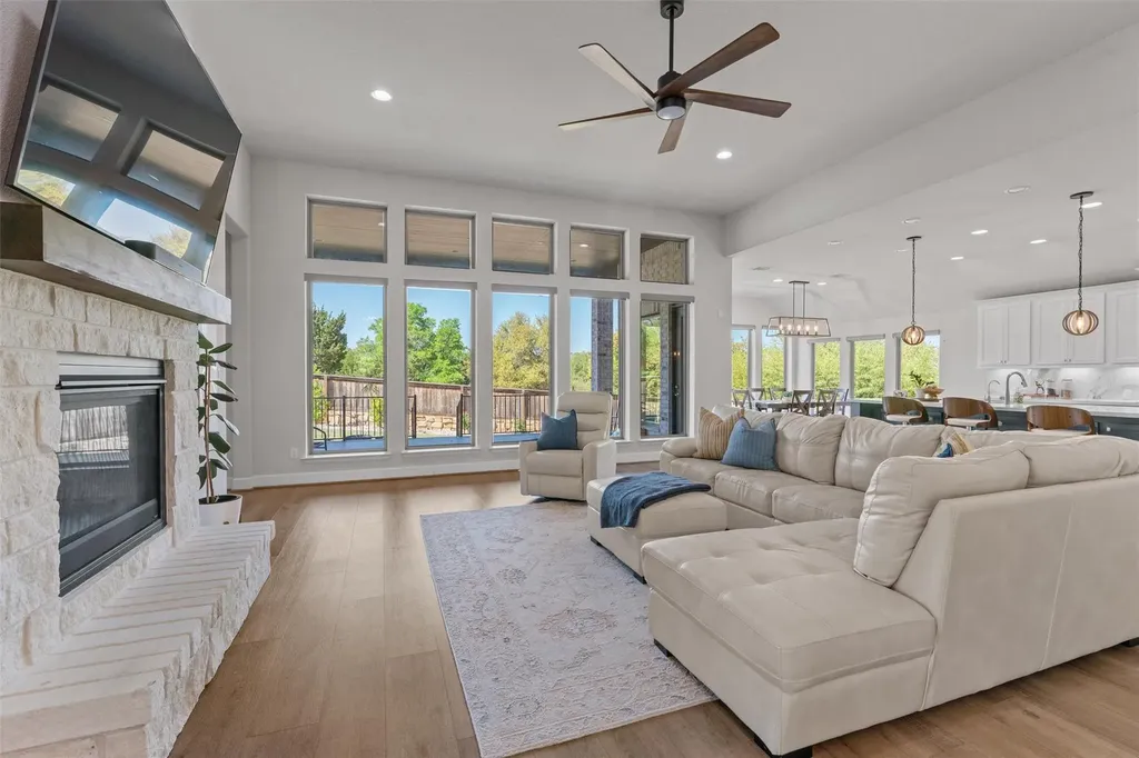 101 Pienza Drive Georgetown TX 78628