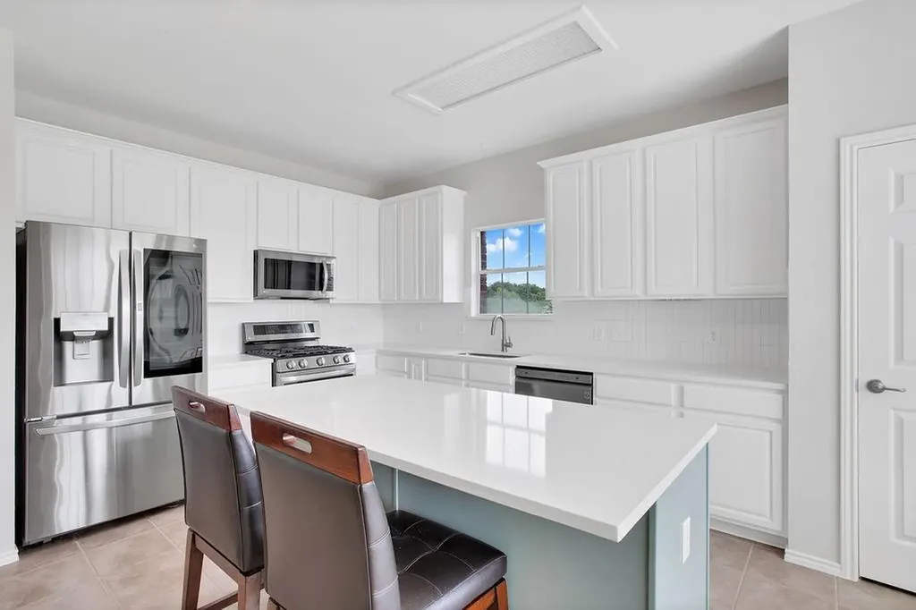 10720 Finsbury Drive Austin TX 78748