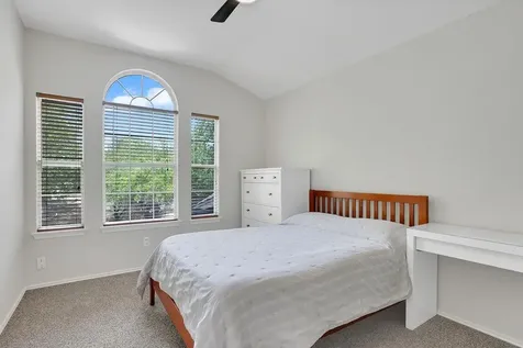 10720 Finsbury Drive Austin TX 78748
