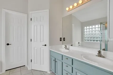10720 Finsbury Drive Austin TX 78748