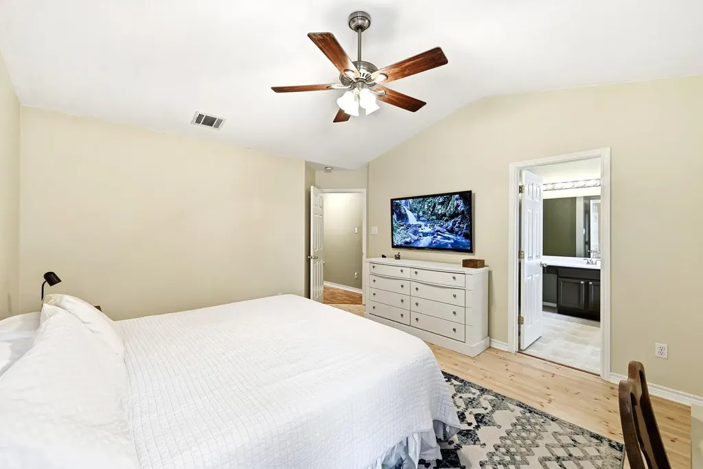 141 Morrell Kyle TX 78640