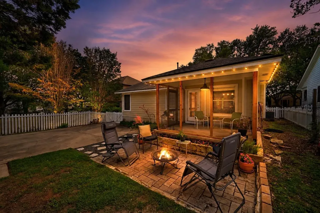 141 Morrell Kyle TX 78640