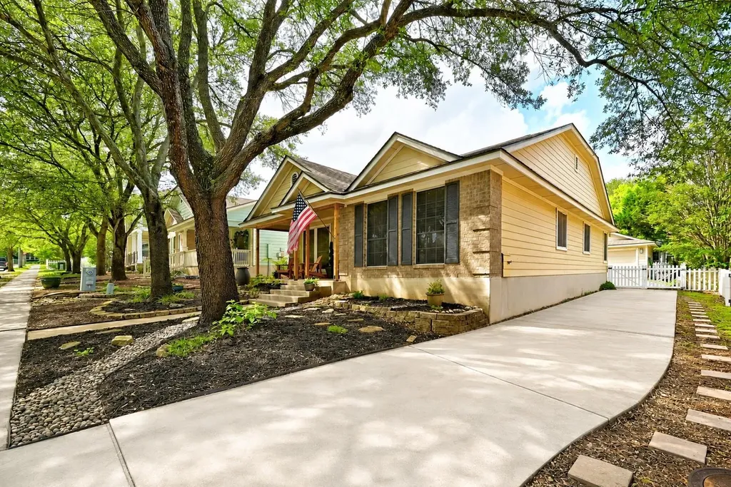 141 Morrell Kyle TX 78640